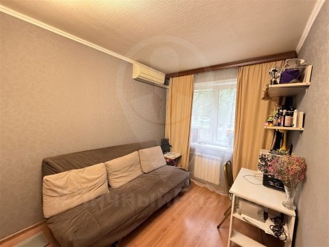 3-к квартира, 1/5 эт., 62м²