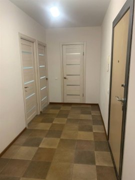 2-к квартира, 1/10 эт., 51м²